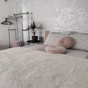 Apartment Little Paradise, Pula