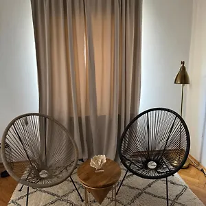 T&s With Free Parking Apartament